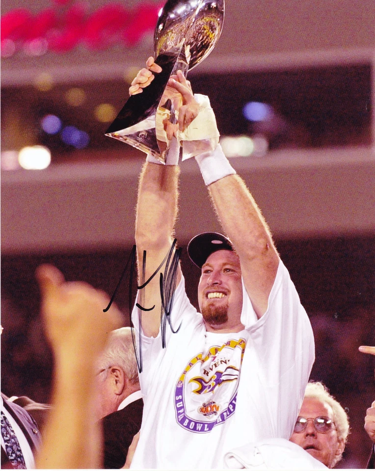 TRENT DILFER  BALTIMORE RAVENS   ACTION SIGNED 8x10 - Image 1 of 1