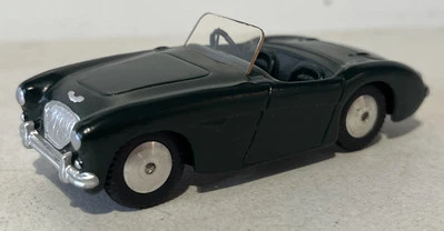 REPAINTED VINTAGE CORGI TOYS AUSTIN HEALEY DARK GREEN DIECAST CAR UNBOXED - Image 1 of 4