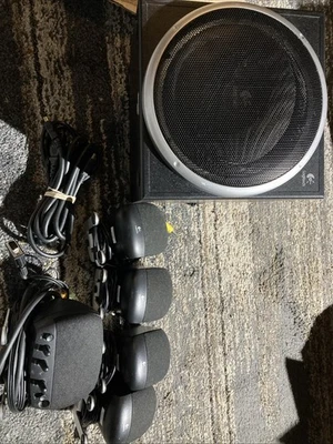 Logitech Z-640 Dolby 5.1 Surround Sound System Speakers Subwoofer PC Video Game - Image 1 of 4