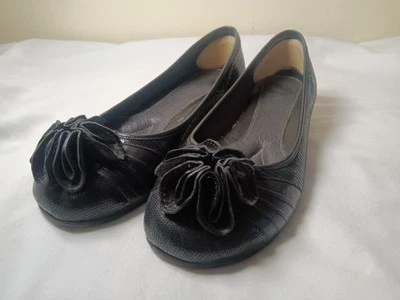 Roseta de ballet plana de cuero negra Nurture para mujer talla 7M punta de flor de cuero Foto 1 de 4