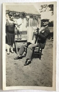 PHOTO ANCIENNE - VINTAGE SNAPSHOT - ACCORDÉON ACCORDÉONISTE MUSIQUE MUSICIEN - Foto 1 di 1