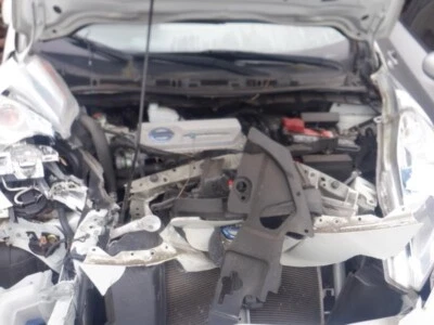 Used Loaded Beam Axle fits: 2012 Nissan Leaf  Grade A Foto 1 de 4