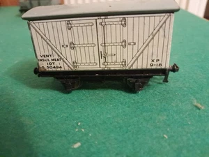 Hornby Dublo OO Gauge Tin Plate  VENT INSUL  MEAT  10T S50494 - Picture 1 of 5