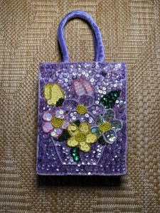Vintage lila Clutch, Minitasche bestickt Stickerei Blumen Pailletten - Bild 1 von 8