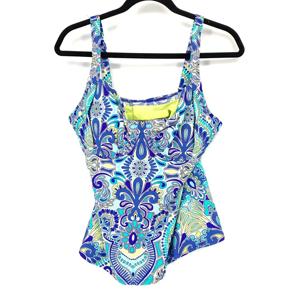 Camiseta de baño Tankini Title Nine azul cachemir con aros para mujer talla 36D  Foto 1 de 4
