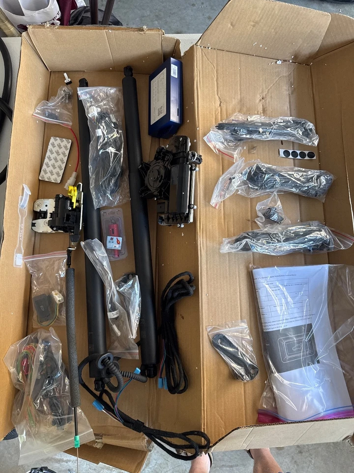 Sistema de puerta trasera puerta trasera elevadora maletero puerta trasera VW Tiguan 2017-2023 Foto 1 de 1