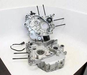 2013 Ducati Monster 796 Engine Motor Crankcase Crank Cases Block - Picture 1 of 12
