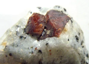 640 Karat Zirkonkristall Mineralprobe in Matrix Mutter Gestein Heiler 53281 - Bild 1 von 11