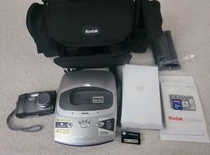 Kodak EasyShare DX4530 Digital Camera w/Printer Dock 4000 + Extras - Tested - Picture 1 of 16