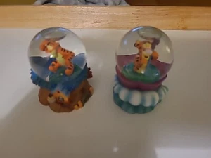Mini Tigger Snow Globes - Picture 1 of 6