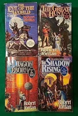 4 Robert Jordan The Wheel Of Time PB Books VG-NEW Eye World Dragon Reborn Hunt - Image 1 of 4