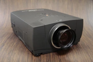 Christie LW25A 1366x768 WXGA+ LCD projector - Works perfect - New genuine lamp - Picture 1 of 5