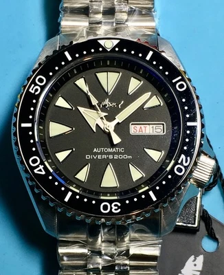 HEMDALLR SHARKY ESFERA NEGRA SEIKO TMI NH36A CAJA AUTO ZAFIRO SUPER C3 SKX Foto 1 de 4