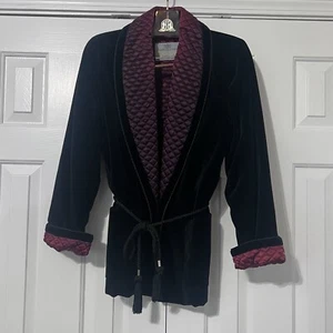 1970s Aquascutum Women’s Velvet Smoking Jacket with Burgundy Quilted Lining - Picture 1 of 9