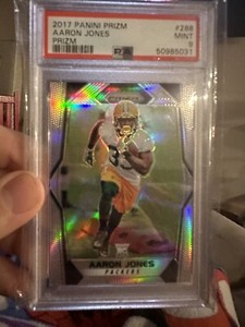 aaron jones rookie card Prizim 