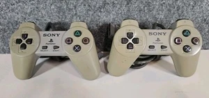 Manettes Sony PlayStation PS1 Officielles OEM Grises (2) SCPH-1080 Testées Fonctionnelles - Photo 1/3