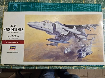 AV-8B PLUS + ACCESSORI - HASEGAWA SCALA 1/48 - Immagine 1 di 2