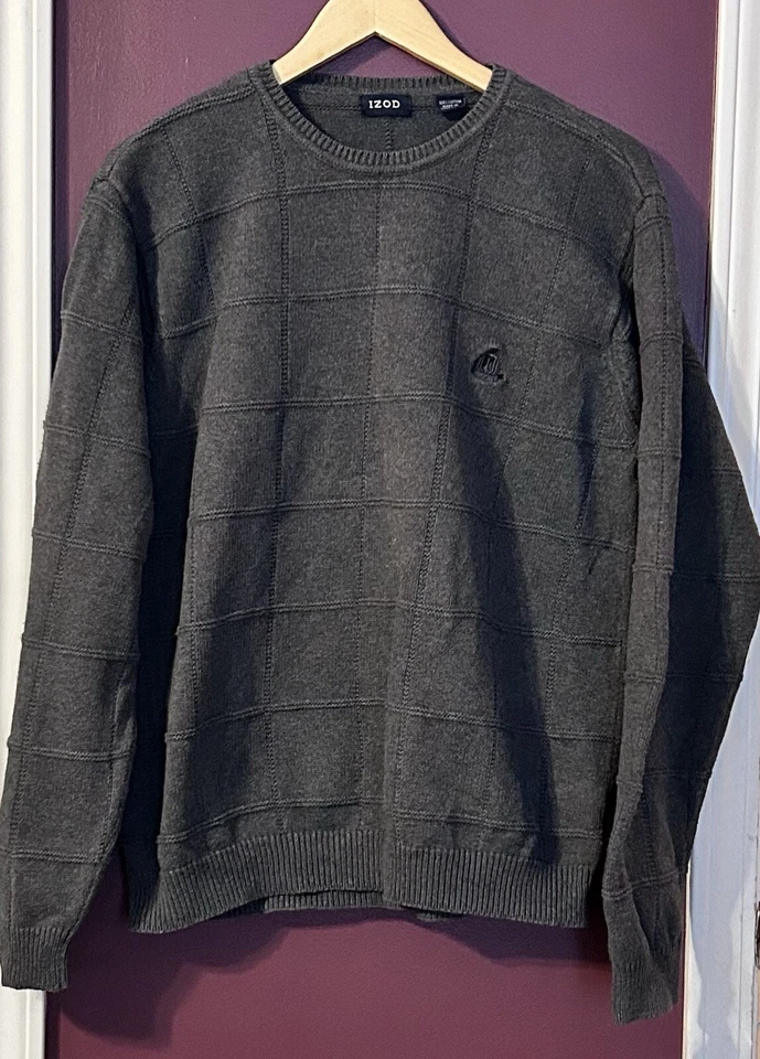 Suéter gris con cuello redondo talla grande Izod para hombre Foto 1 de 4