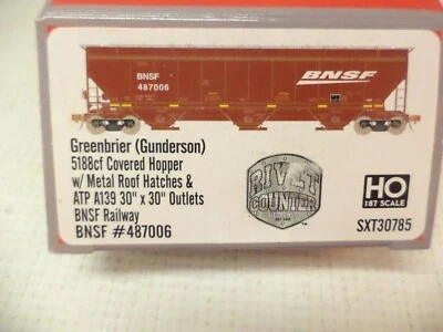 ScaleTrains Ho SXT30785, Greenbrier 5188 Covered Hopper, BNSF487006 - Image 1 of 2