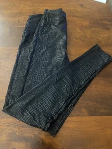 Women's Black Leggings, Size US4, NWOT - Waist 26", Inseam 30" - Picture 1 of 11