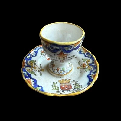 Ancien Coquetiers En Faïence & Aux Armes D’Orleans & Dans Le Goût Du 18 Eme ? - Photo 1/4