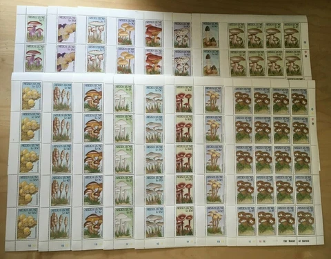 FULL SHEETS Sierra Leone 1990 1313-28 - Mushrooms - Set of Sheets - MNH Cover