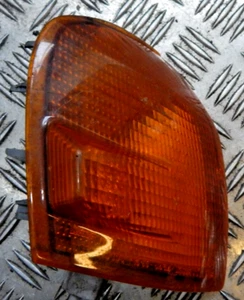 GENUINE TOYOTA STARLET EP91 RIGHT HAND NEARSIDE CORNER LIGHT 10-83 DAMAGE - Picture 1 of 4