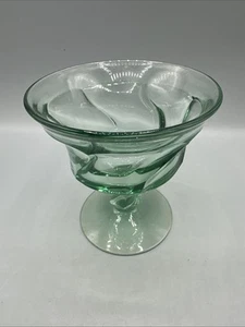 Cuenco de postre de Sherbet vintage Fostoria Jamestown remolino de vidrio verde 4,25" con patas - Imagen 1 de 6