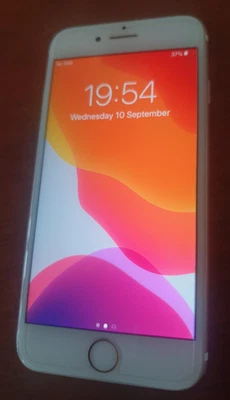 Apple iPhone 7 - 32GB - Gold (O2) A1778 (GSM) - Image 1 of 4