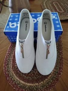 NEW! Women’s "Balloons" Navy& White Denim Slip-ons With Zipper Closure Sz. 9.5M - Picture 1 of 4