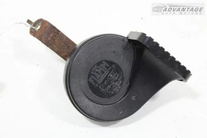 2003-2010 HUMMER H2 LEFT SIDE LOW HORN PITCH TONE NOTE ALARM SIREN SIGNAL OEM - Picture 1 of 7