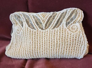Vintage Hand Perlen cremeweiß Abendtasche Handtasche Clutch Reißverschluss 1950-60er - Bild 1 von 9