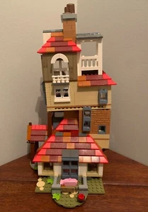 Attack on the Burrow LEGO 75980 Beds Lounge Chairs House Furniture Clock Kitchen - Picture 1 of 39