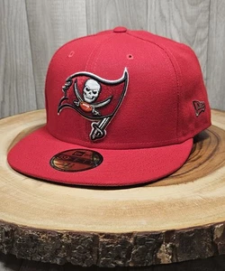 Tampa Bay Buccaneers New Era 59Fifty Fitted Hat Cap Size 7 5/8 NFL Classic  - Picture 1 of 14