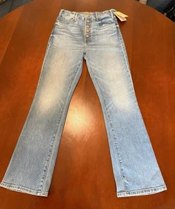 Jeans blu lavaggio chiaro Mother Denim The Pixie Hustler alla caviglia con bottoni a mosca - Foto 1 di 21