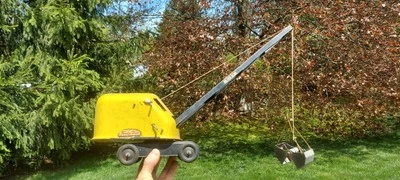 Vintage 1940s Tonka Excavator  - Image 1 of 4