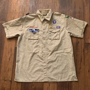 Boy Scout BSA Official Uniform Shirt Mens LG  Tan Short Sleeve Patches USA - Picture 1 of 8