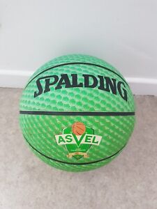ballon de basket spalding ASVEL ( lyon villeurbanne)