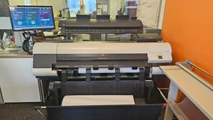Canon iPF840 mit Colortrac M40 inkl. PC- und Kombigestell + Monitor - Bild 1 von 8