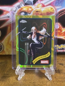 2025 Topps Chrome Marvel Yellow Lava Mockingbird #37 - Picture 1 of 2