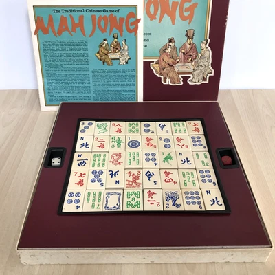Vintage Mah Jong Set Chinese Board Game 144 Wooden Tiles 4 Players Mahjong - Image 1 of 4