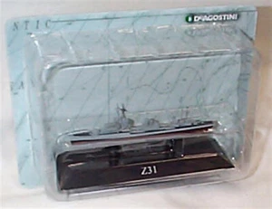 Z31 Kriegsschiff Schiff montiert auf Display Sockel Maßstab 1:1250 neu in Verpackung KZ64 - Bild 1 von 1