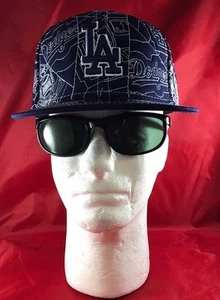 New Era 59Fifty MLB LA Dodgers Azul Oscuro con Punto Blanco Dodger Look Sombrero Plano - Imagen 1 de 8