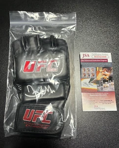 Guante UFC firmado por Frank Mir (JSA) - Imagen 1 de 3