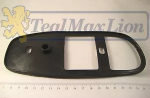 Gummidichtung Lichtaussparung AR Peugeot 203 /C ab Nr. 1.704.809 - Bild 1 von 2