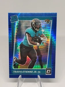2021 Donruss Optic Travis Etienne Jr Rated Rookie Blue Hyper Prizm #214 Jaguars - Picture 1 of 10