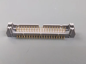 (4) 3M 3432 40-Pin ummantelte Stiftleiste, 2 Reihen, 0,100" Gold rechtwinklige Leiterplatte - Bild 1 von 3