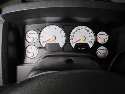 道奇 RAM 1500 2007 仪器集群 05172047AF 7372 — 第 1/4 张图片