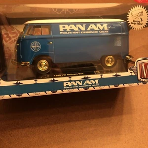 M2 MACHINES 1960 VW Volkswagen Delivery Van Bus Blue PAN AM 1:24 R90 CHASE ✅ - Picture 1 of 4