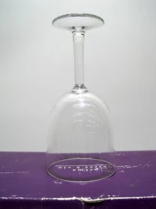 Set of 10 Pier 1 Imports PRIMA Wine Glasses - Picture 1 of 5
